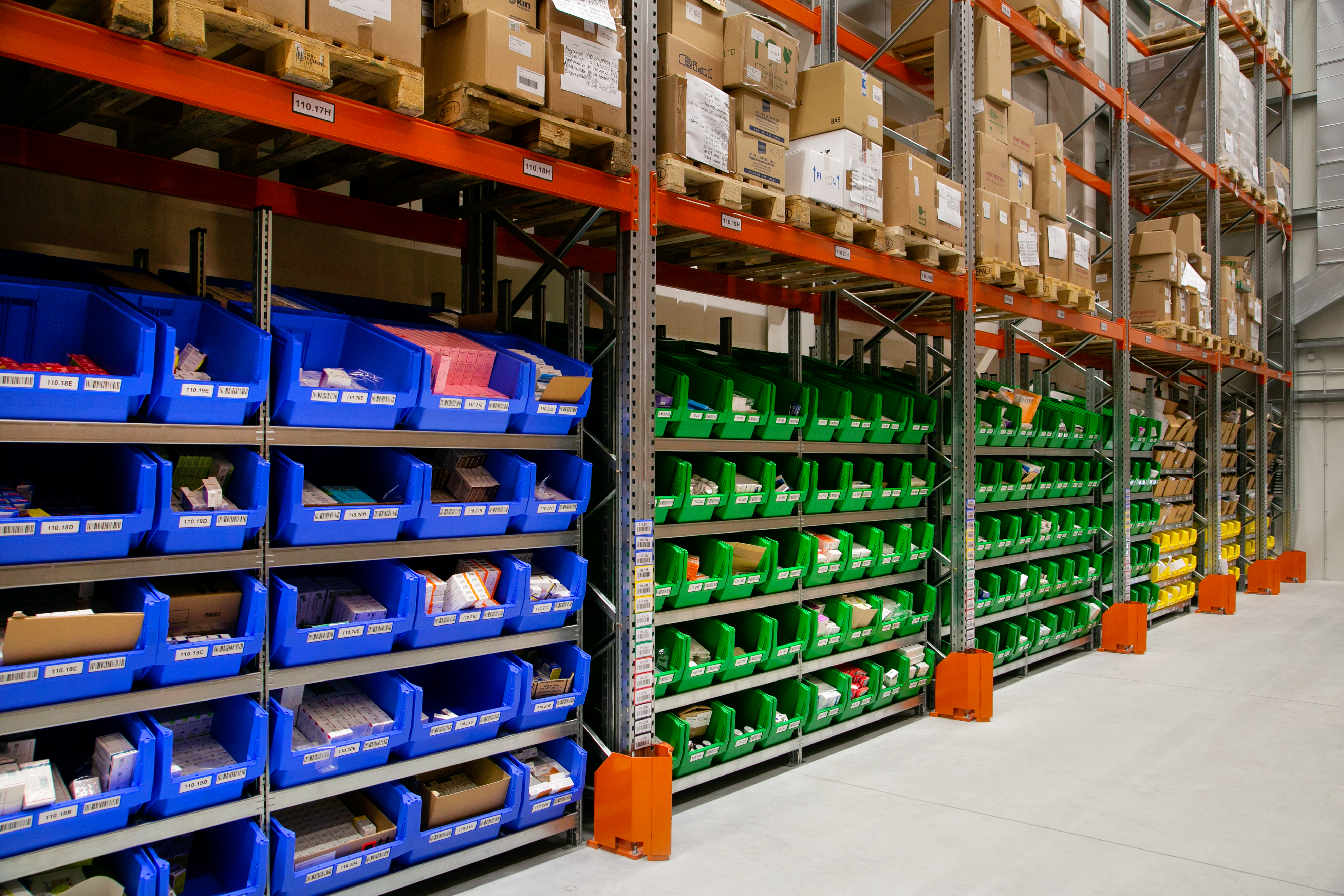 APR Pallet Racking: Cost-Effective Warehouse Storage | SPIMA